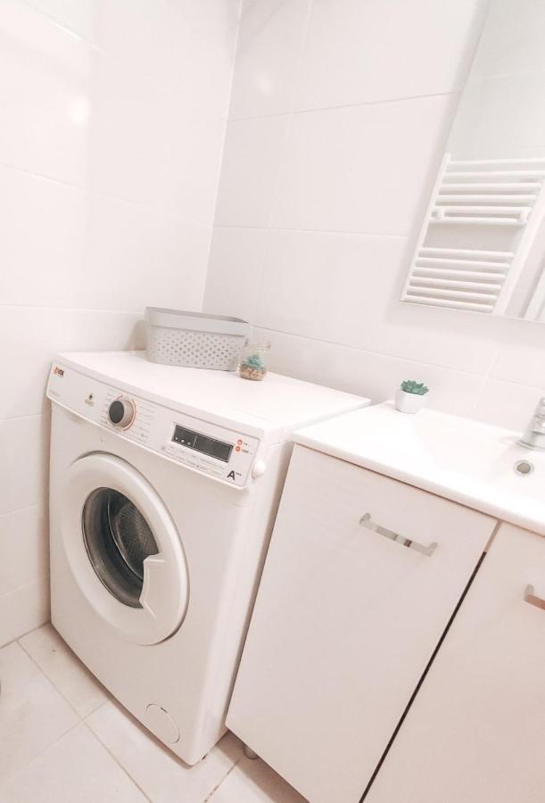 Studio Apartment Sanya #2 Ljubljana Bagian luar foto